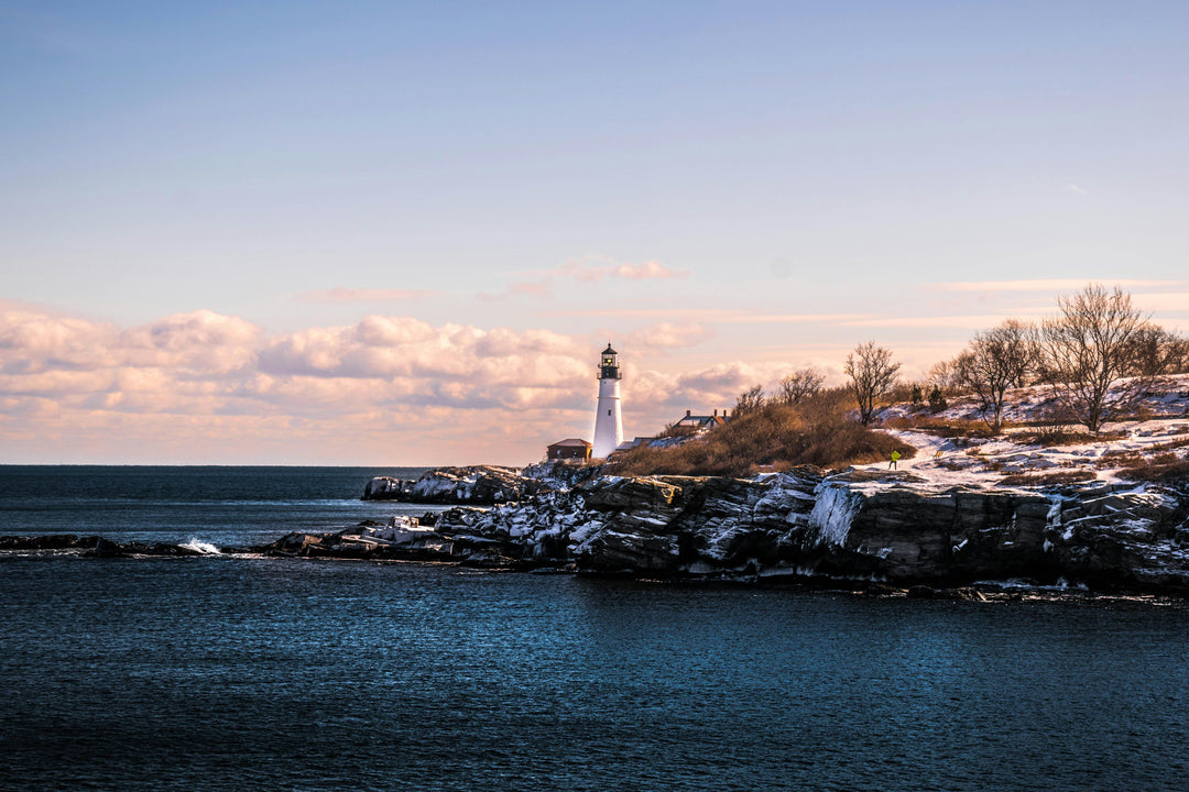 Bon Voyage to Ocean Winds: Layering with Men’s Fleece & New Englander Style